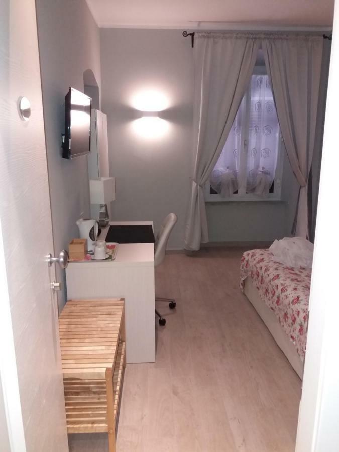 Affittacamere Rosy La Spezia Buitenkant foto